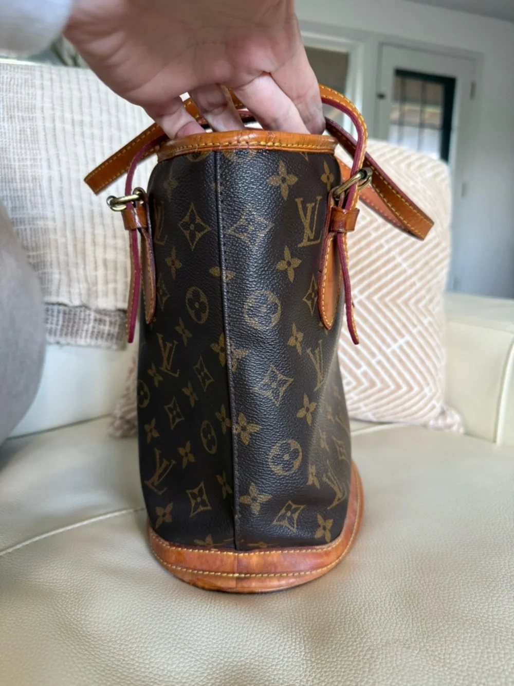 Louis Vuitton Monogram Canvas Bucket Bag - Brown/Tan Leather - Picture 3 of 14